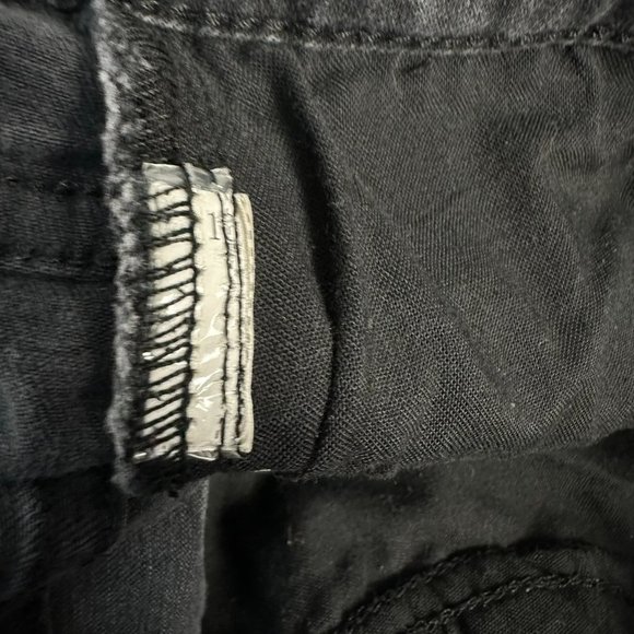 Forever 21 Women's Distressed High Rise Denim Jeans, Size 27, Black Washed - Picture 6 of 7